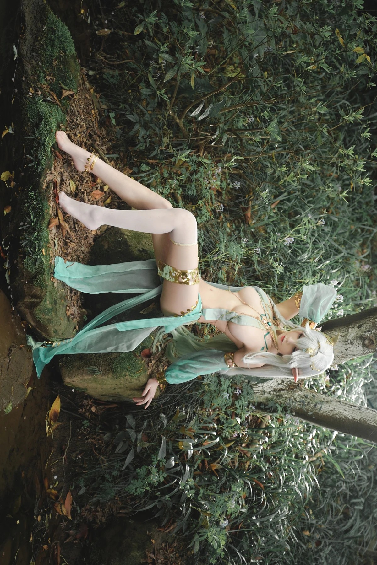 Cosplay 爱老师_PhD 大慈树王角色扮演