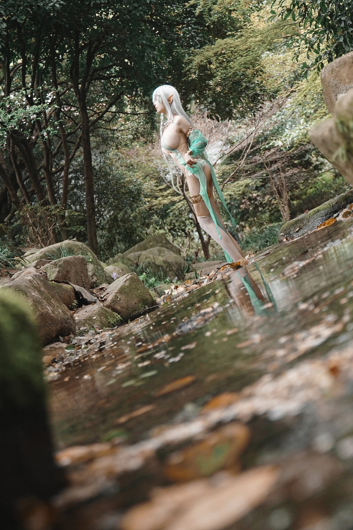 Cosplay 爱老师_PhD 大慈树王角色扮演