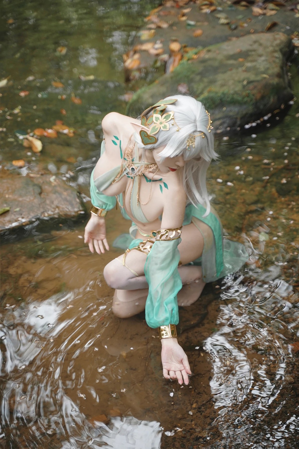 Cosplay 爱老师_PhD 大慈树王角色扮演