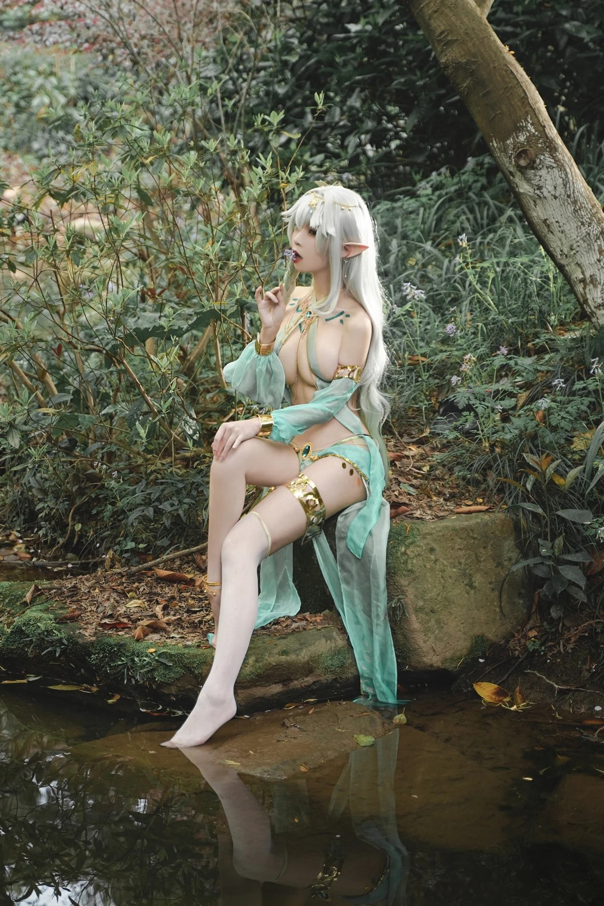 Cosplay 爱老师_PhD 大慈树王角色扮演