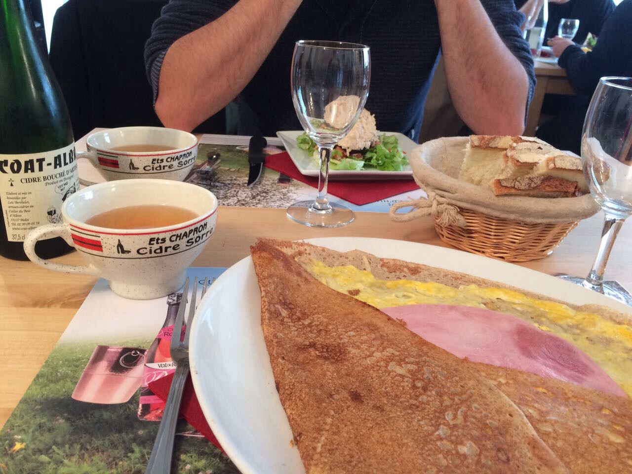 Wir Gehen Essen in Frankreich by Sibylle Bach Book
