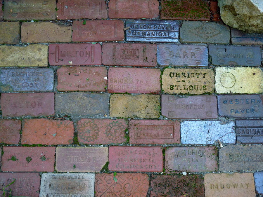 Antique Bricks & Pavers
