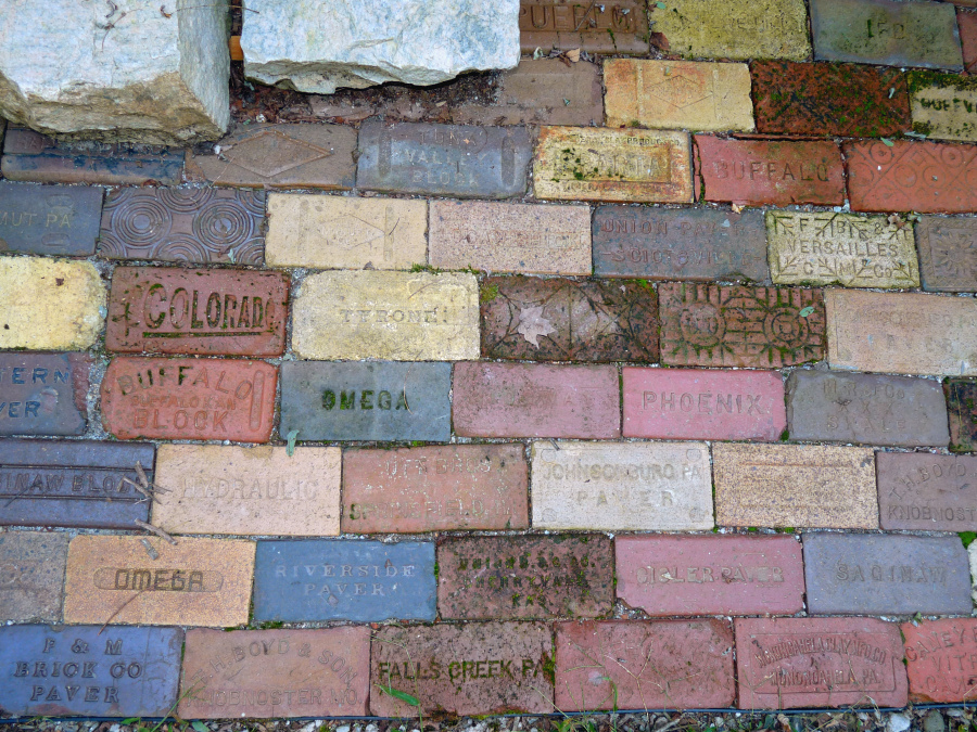 Antique Bricks & Pavers