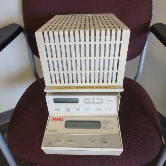OHAUS MB200 MOISTURE BALANCE Nelson Machinery & Equipment Ltd.