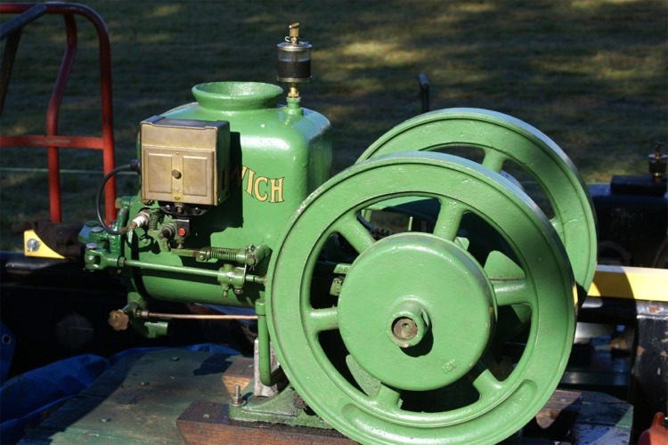 28th Annual Straw Hollow Engine Show