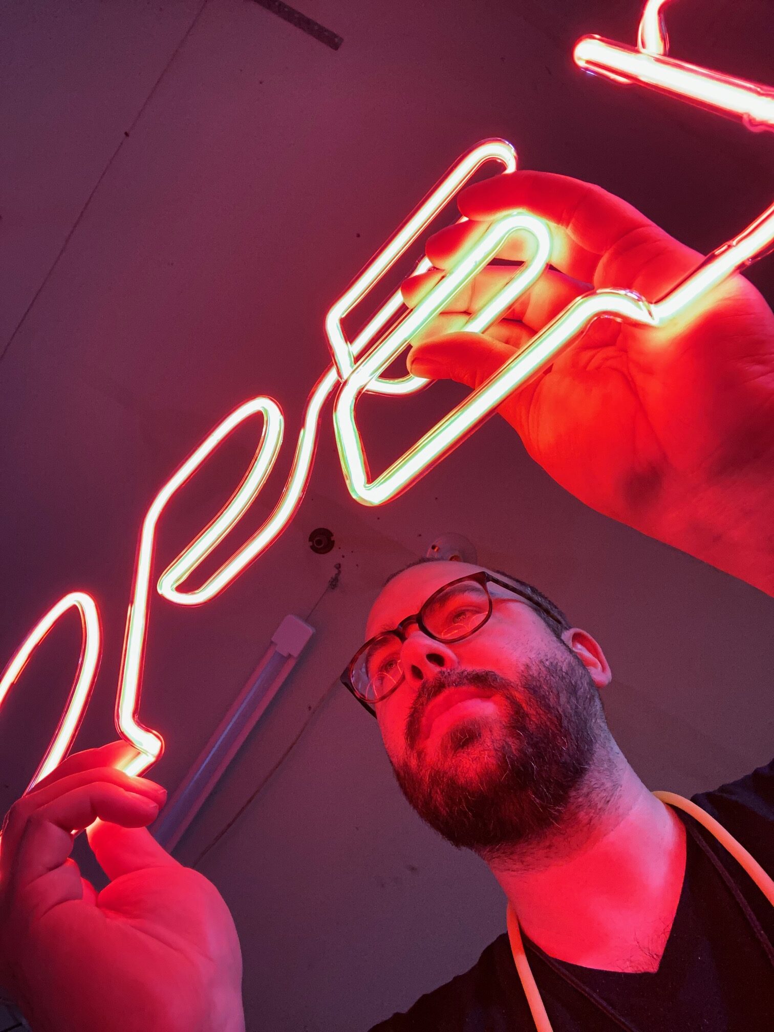 New Neon Glass Bending Student Scott Adamson