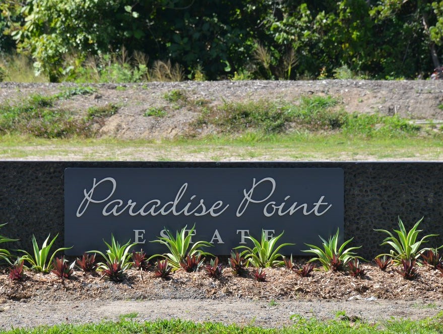 PALM COVE, LARGE 1240sqm BLOCK Northern Exposure Realty