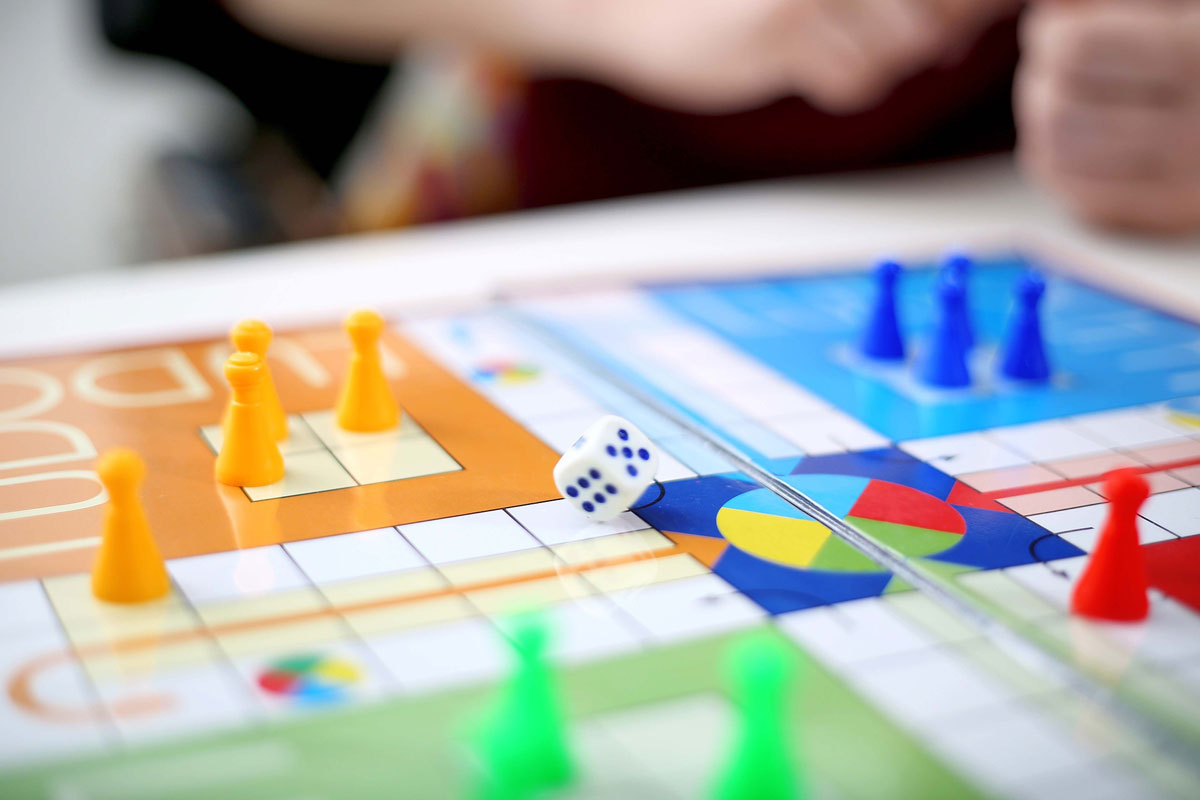 5 Best Board Games For Couples Nerdable