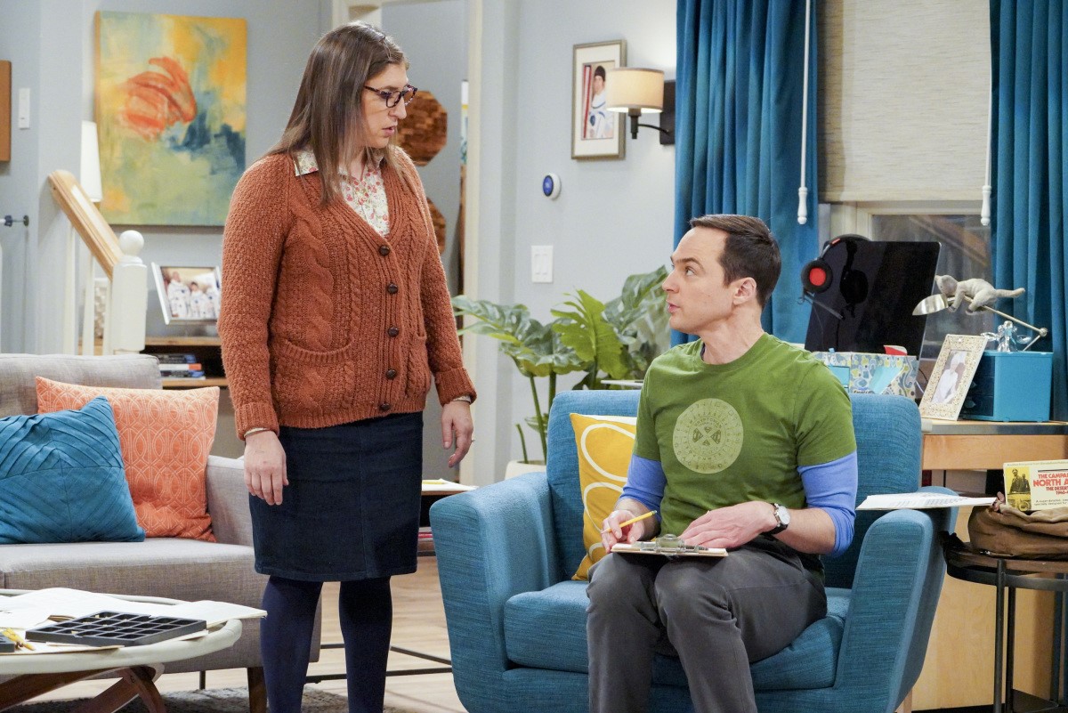 6 Pros and Cons to Dating a Nerd