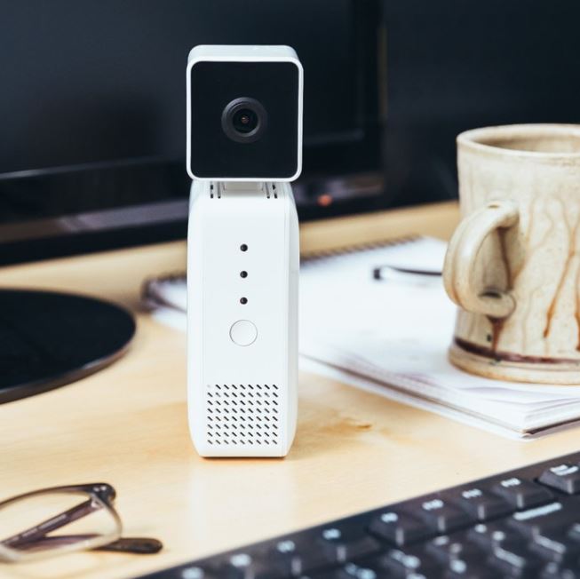 FirstLook Preview of the AWS DeepLens Deep Learning Video Camera