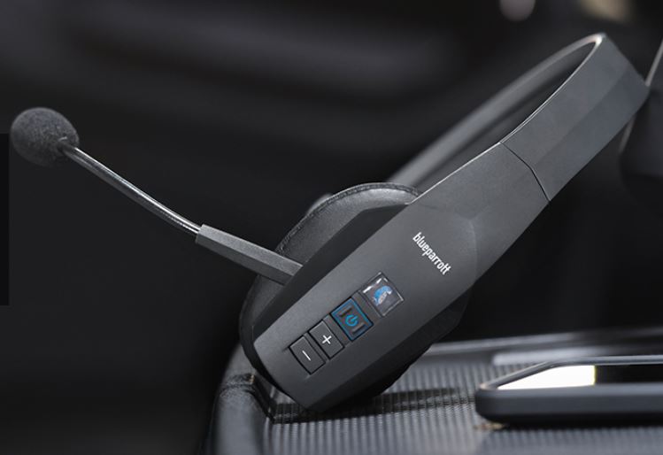 Guide to the Best Bluetooth Headsets for Truck Drivers in 2022
