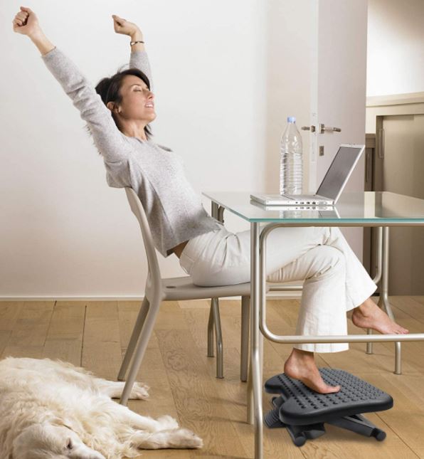 Guide to the Best Under Desk Footrest Nerd Techy