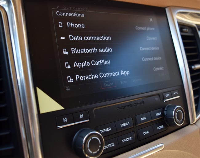 Is Apple CarPlay Better Than Bluetooth? - Nerd Techy