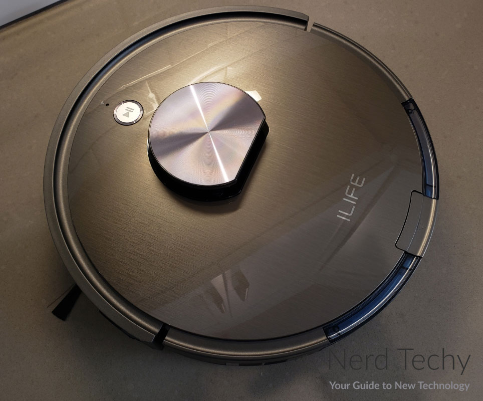 Unboxing & Review of the ILIFE A10 Robot Vacuum Nerd Techy