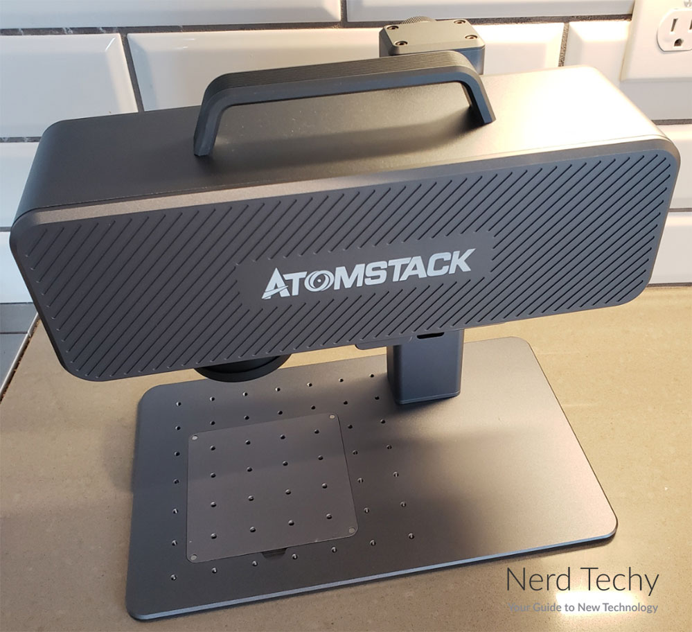 ATOMSTACK M4 Fiber Laser Engraver Review & Unboxing