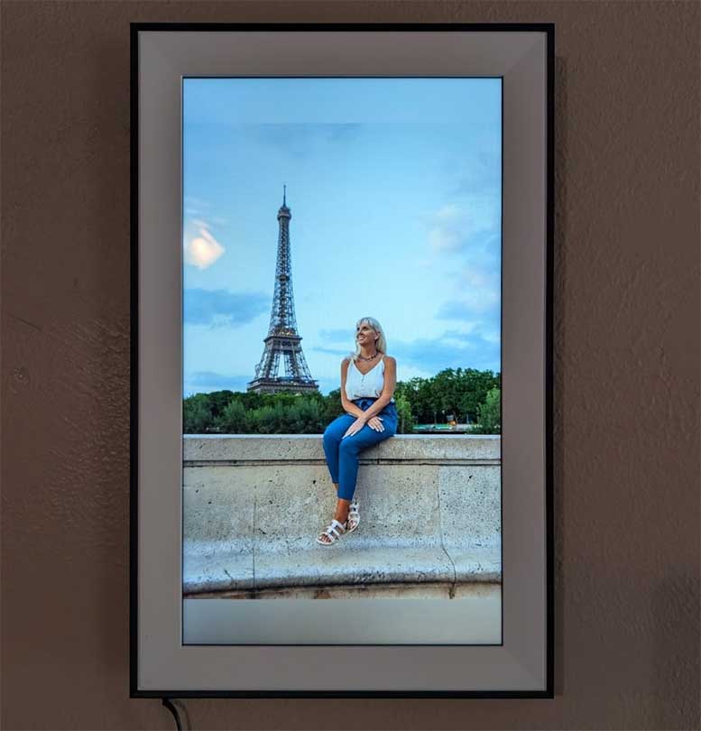 The Dragon Touch 15.6inch Digital Picture Frame is Downright Awesome