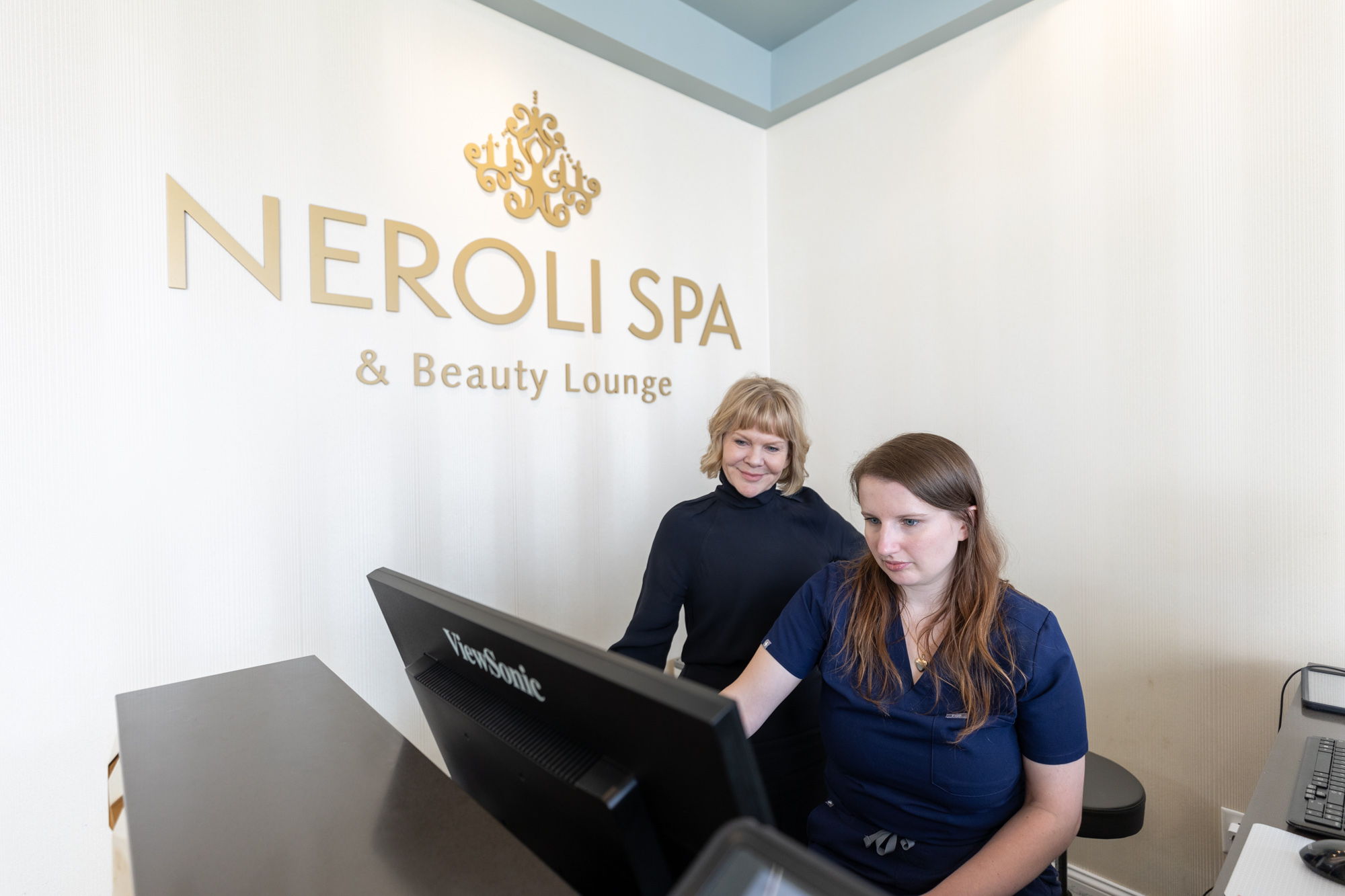 LED Light Therapy in Charlottesville Neroli Med Spa & Beauty Lounge