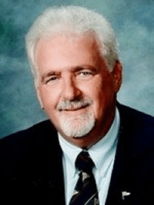 Family pleads for changes after patriarch dies waiting for vaccine