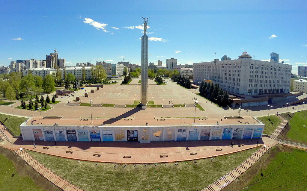 Судьбу смотровой площадки на площади Славы решат жители