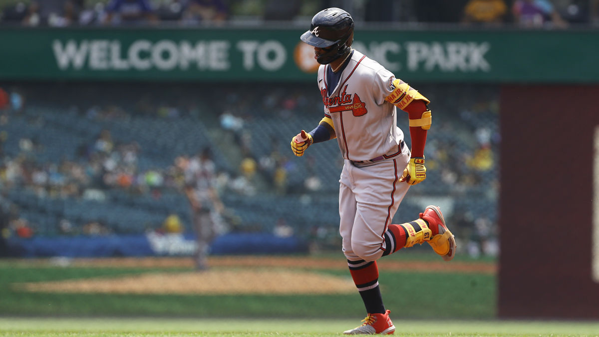 Alex Rodriguez Told to 'Just Go' by New York Post As Steroid Suspension