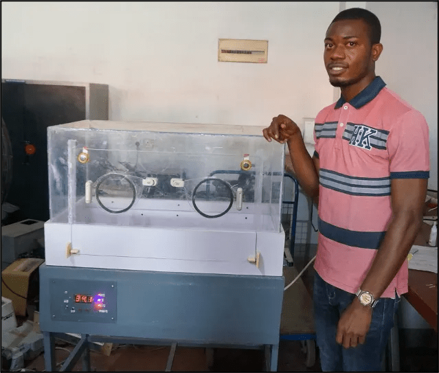 Baby Incubator Designed for Electrical Outages Wins UI Design