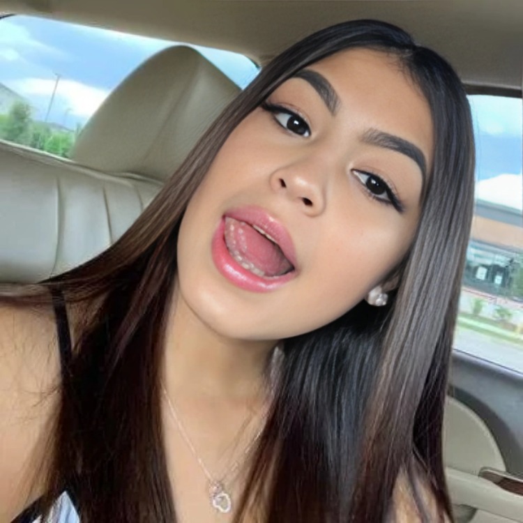 Desiree Montoya Texas YouTuber Taking Over the Scene
