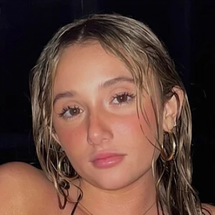 Gianna White: Meet the Rising Internet Personality Everyone Loves