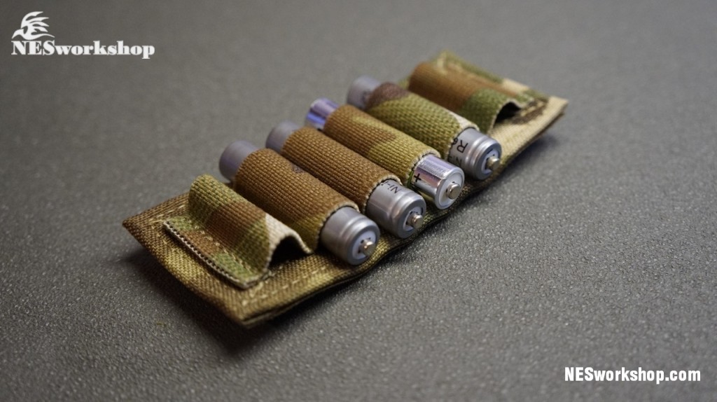 HOLDER BATTERIES ONE WAY AA AAA STICKS VELCRO BACK