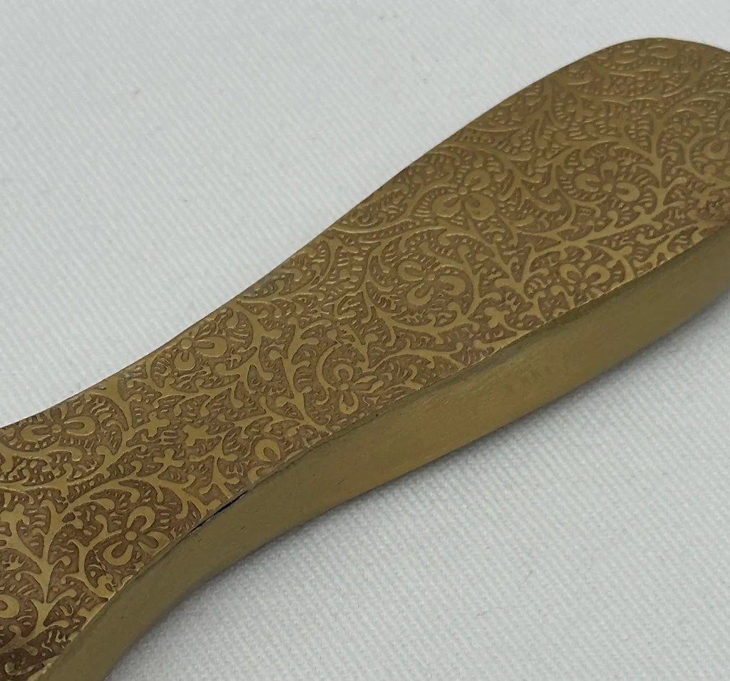 Antique Brass Table Crumber NetDécor