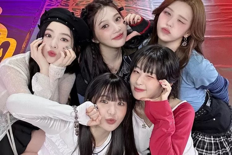 Red Velvet’s Contract Unclear After BLACKPINK, 3rd Gen Girl Groups