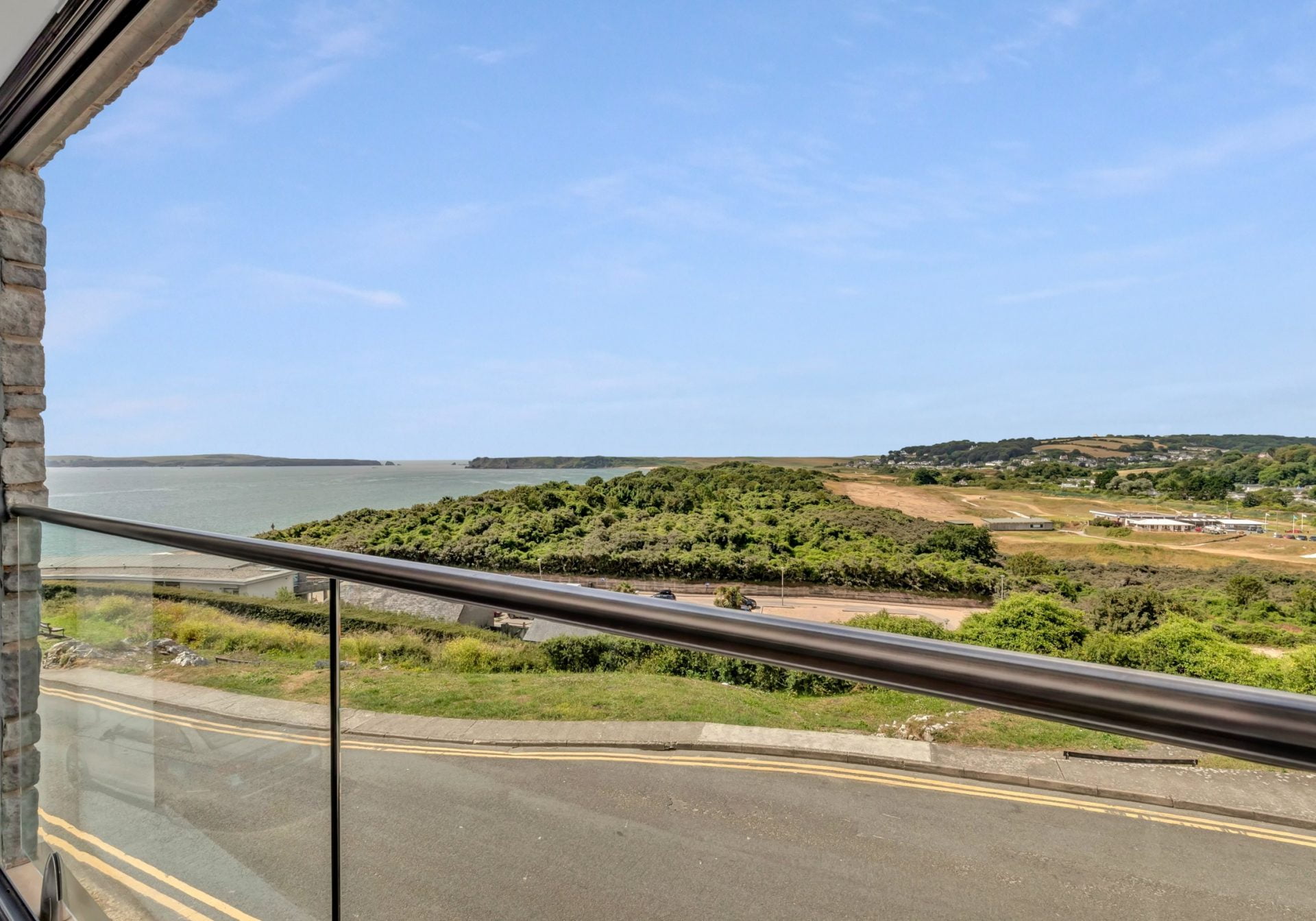 11 Waterstone House, South Beach, Tenby NetLetUK