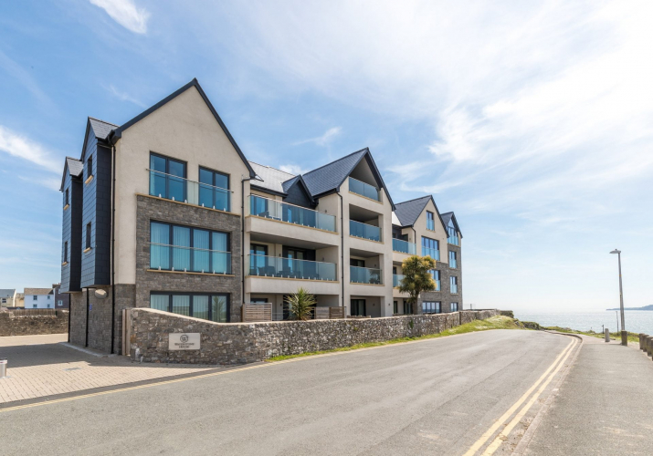 11 Waterstone House, South Beach, Tenby NetLetUK