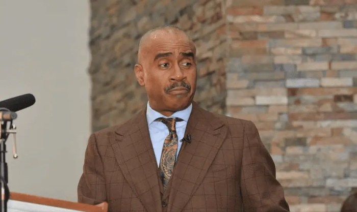 Gino Jennings Net Worth Exposed: 2024 Financial Insights Gino Jennings Net Worth Exposed: 2024 Financial Insights