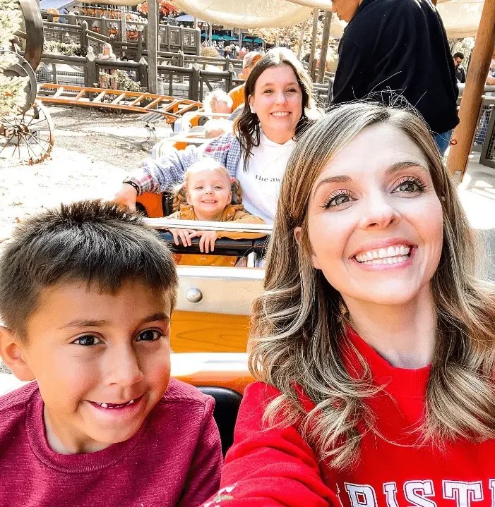 Jen Lilley Net Worth 2024 Husband, Children & Career