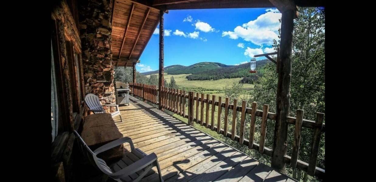 Oleo Ranch, an OffGrid Mountain Retreat in the Southern Colorado Rockies