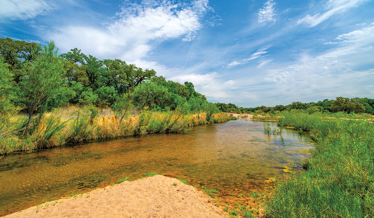 On The Cover Refuge On The Llano