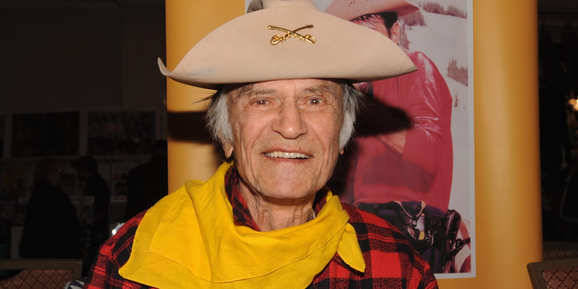 Larry Storch Net Worth 2024 Wiki, Married, Family, Wedding, Salary(07)