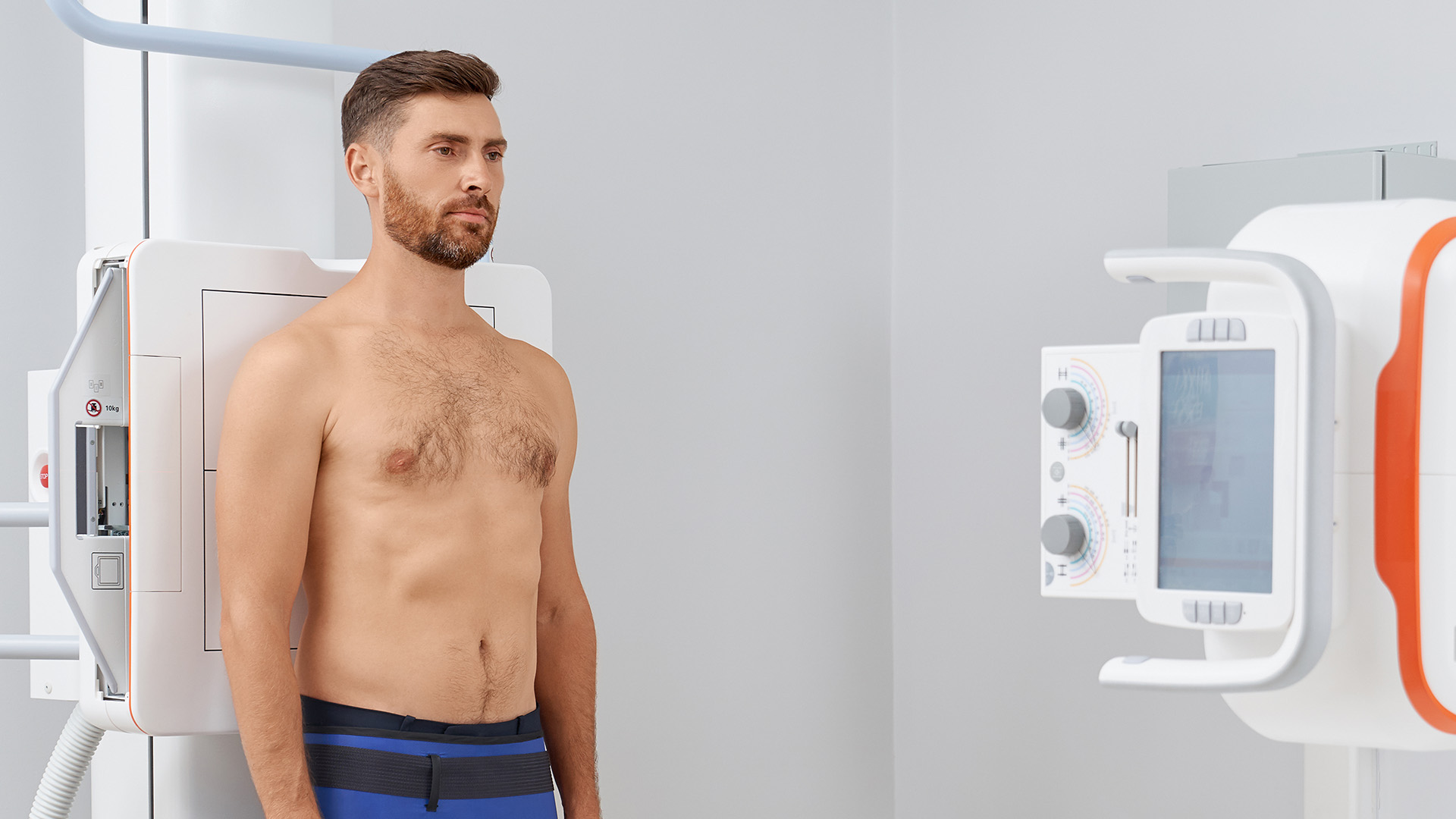 Partial vs Complete Thymectomy NonMyasthenic Patients Neumark