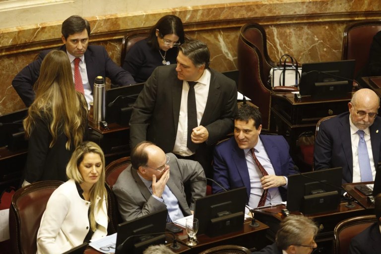 Más derrotas para Milei: el Senado rechazó los vetos presidenciales en Garrahan y universidades