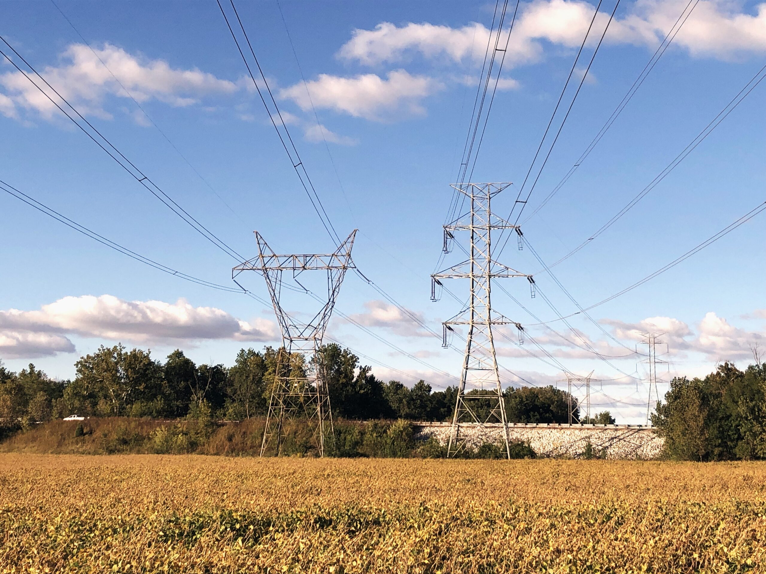 As utilities spend billions on transmission, support builds for
