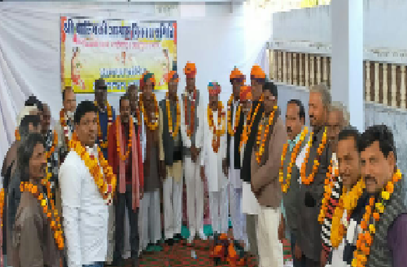 Emphasis on eradicating the evils spread in society समाज में फैली