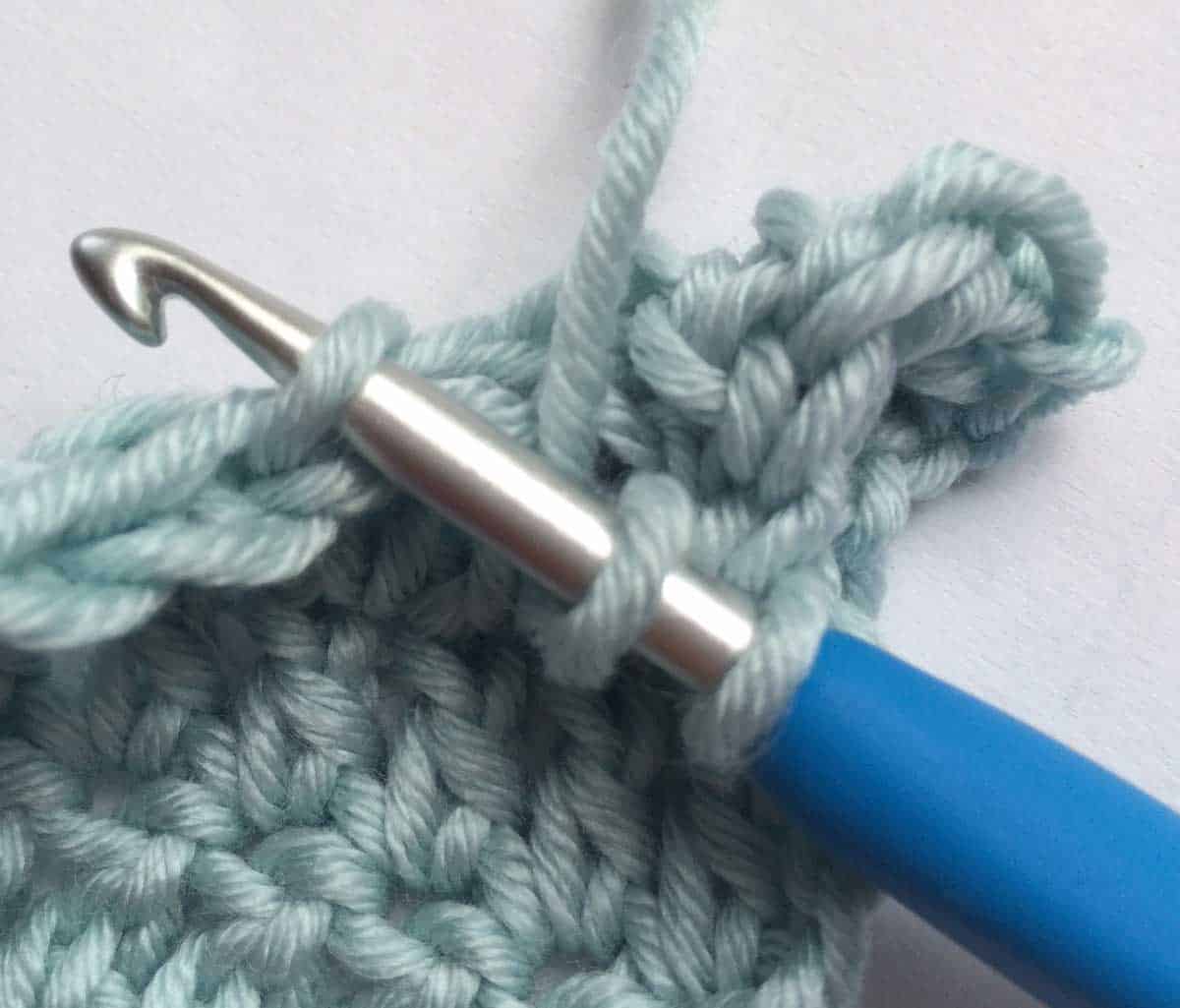 Tutorial Back Loop Only (blo) knotions