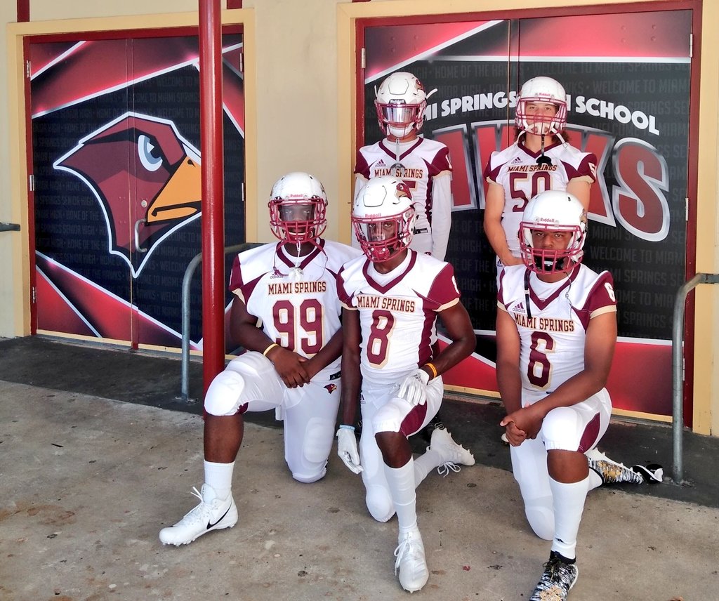 MSSH Football Kicks Off the Season with a Win!