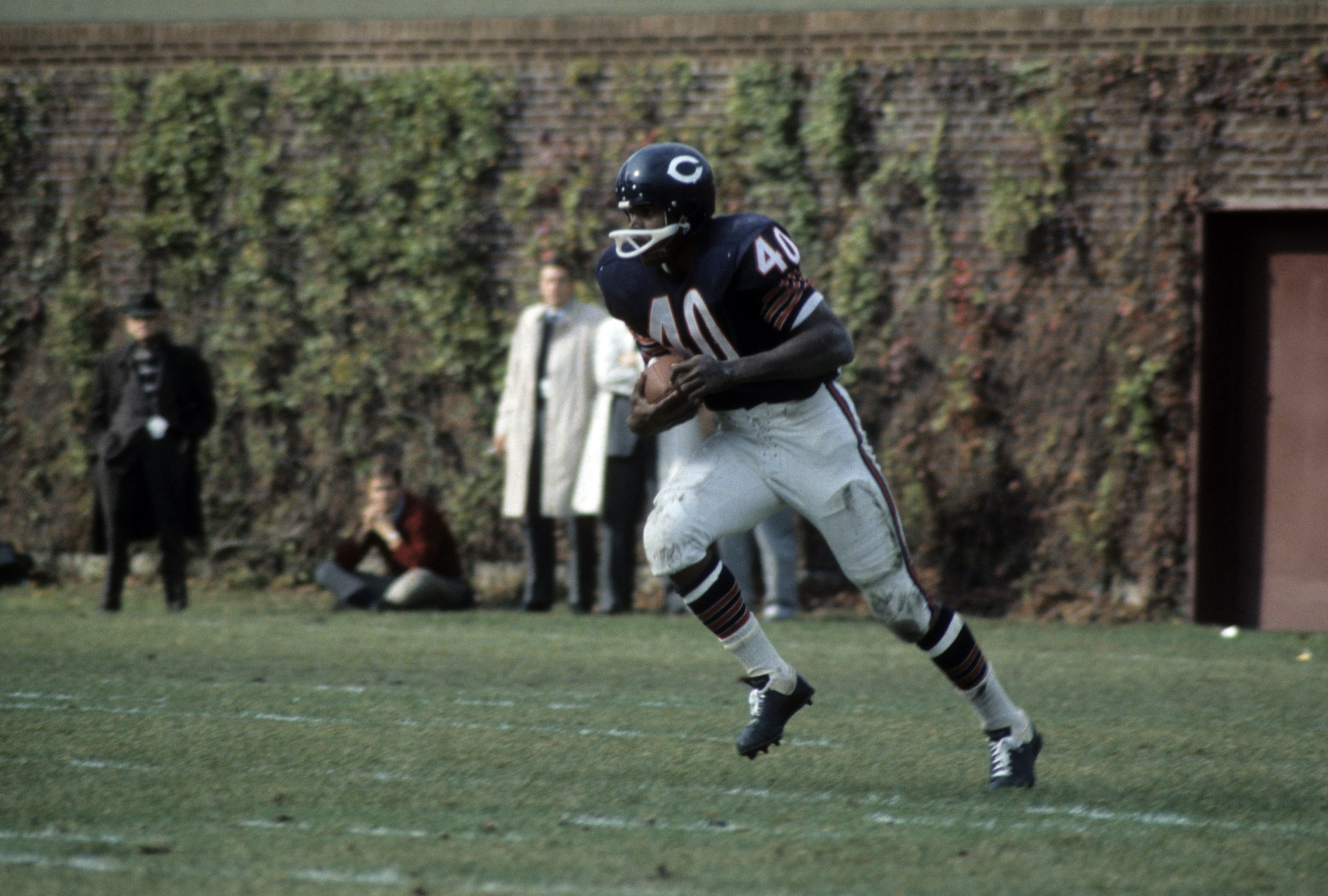 RANKED The 25 Greatest Running Backs Of AllTime Page 11 New Arena