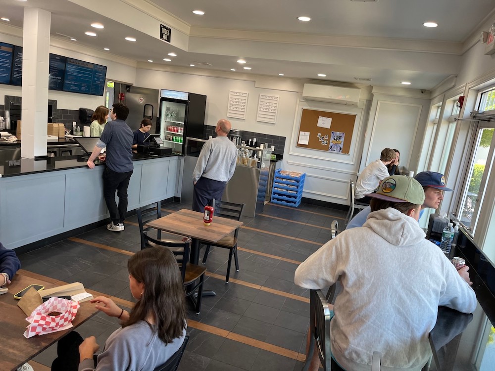 ‘Maddie’s’ Burger and Fried Chicken Sandwich Joint Opens on Pine Street