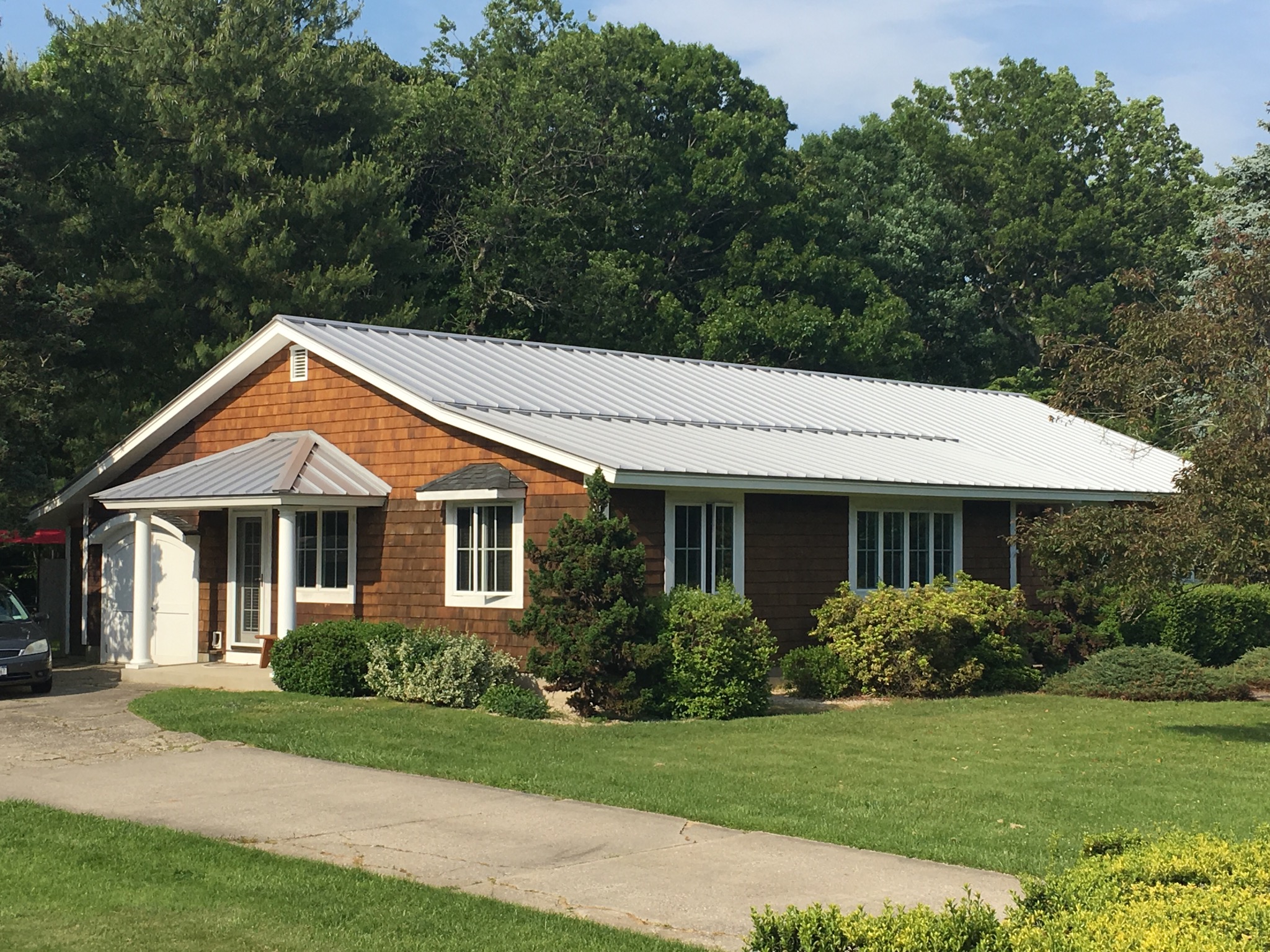 550S 032 Bright Silver Metal Roofing Project New Castle Metal