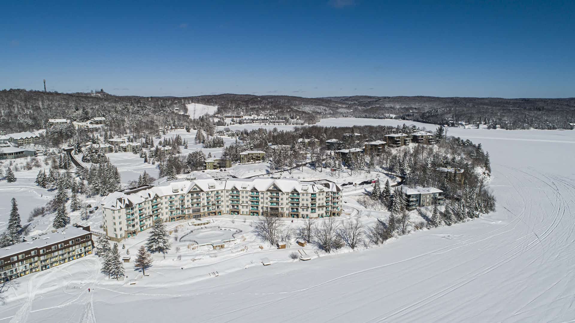 DEERHURST RESORT New Condos GTA