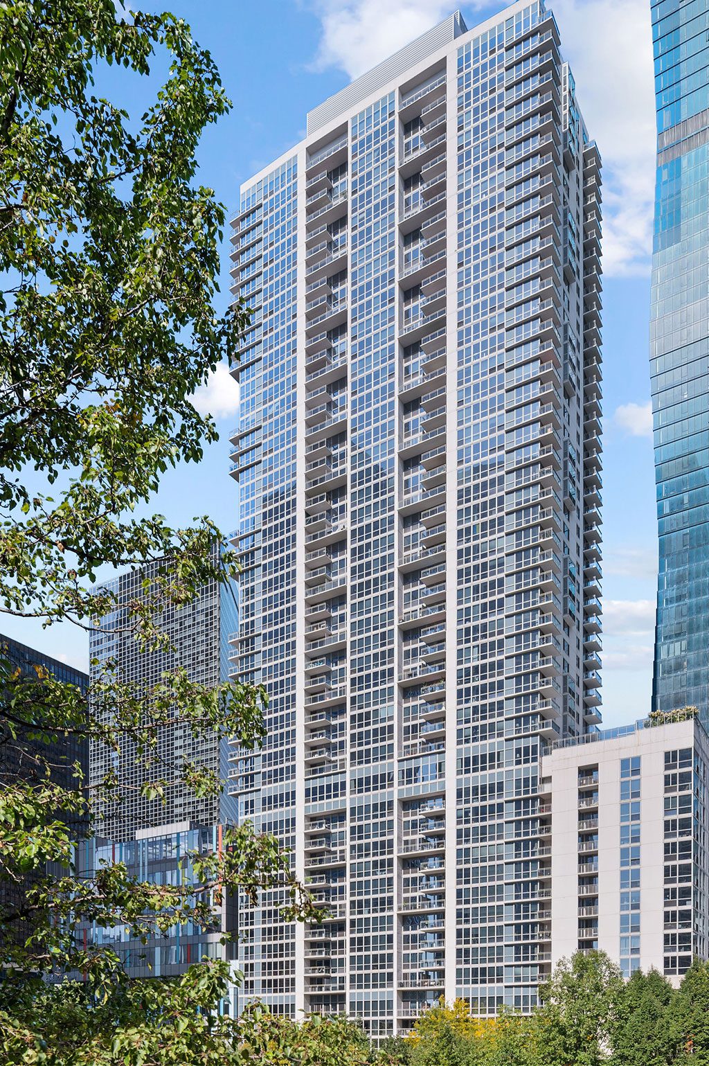 The Tides The New Eastside Lifestyle Chicago