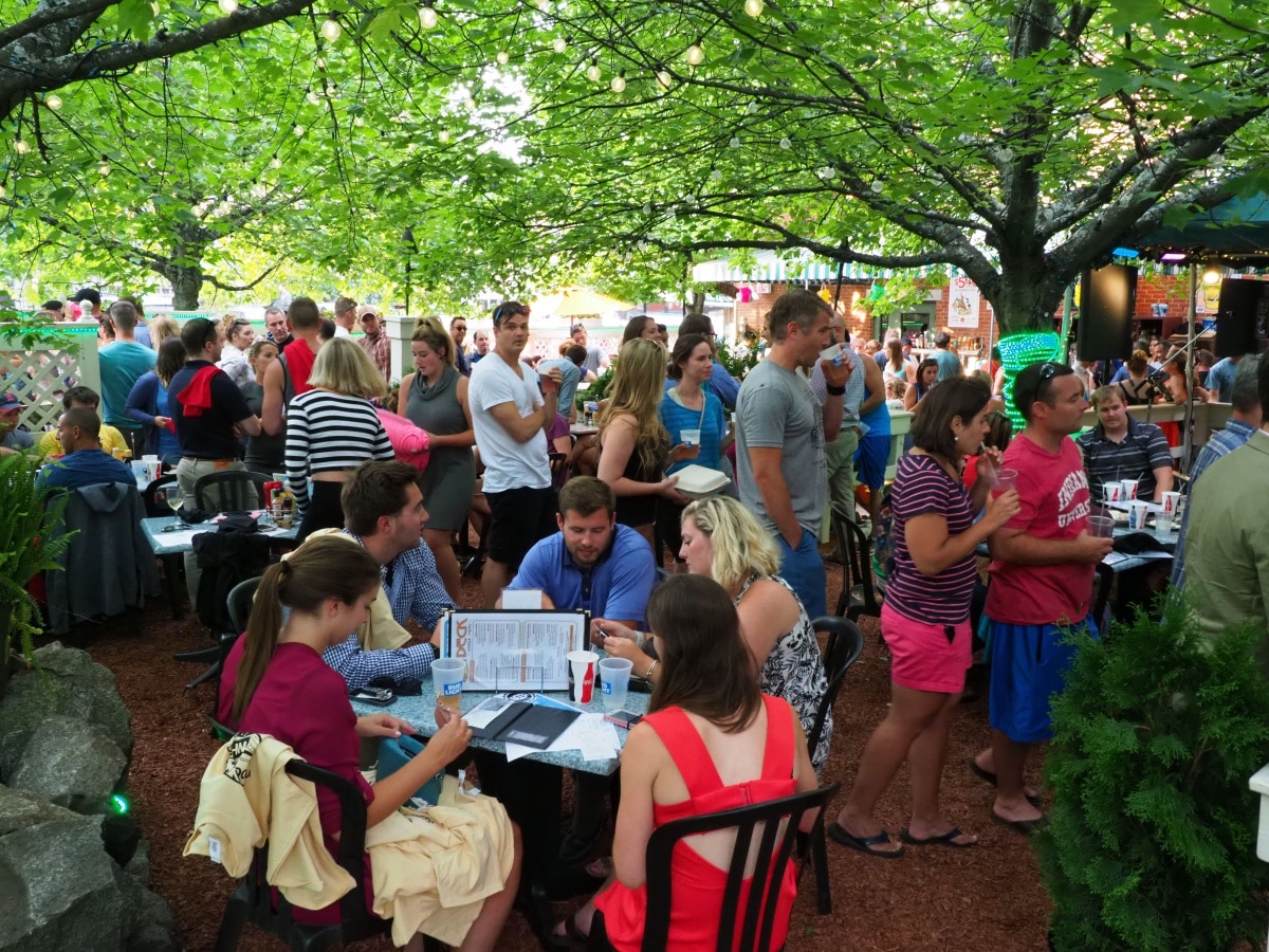 Best Bars in Portsmouth, NH, for Every Kind of Night Out New England