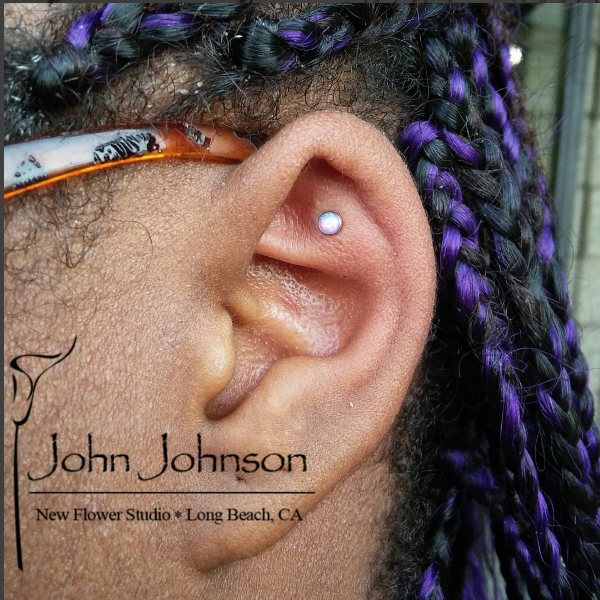 flat New Flower Studio Body Piercing